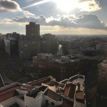 Nirvana Hotel Madrid Buitenkant foto