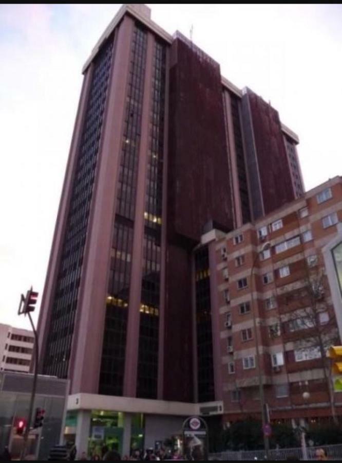 Nirvana Hotel Madrid Buitenkant foto